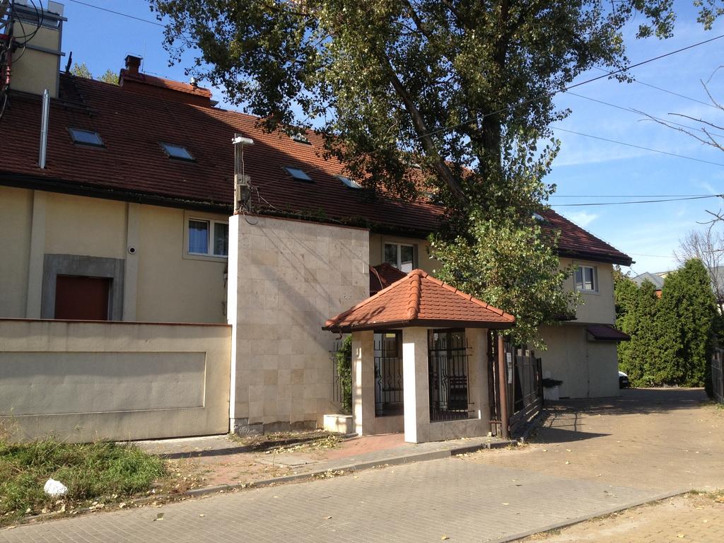 Hotel Tenishouse Marki  Esterno foto