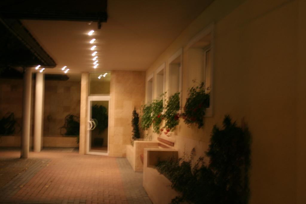 Hotel Tenishouse Marki  Esterno foto
