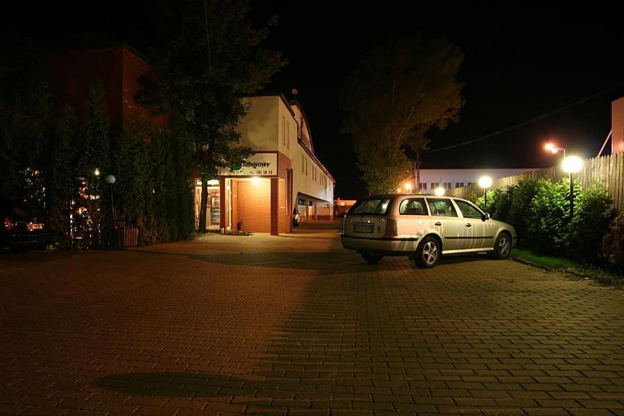 Hotel Tenishouse Marki  Esterno foto