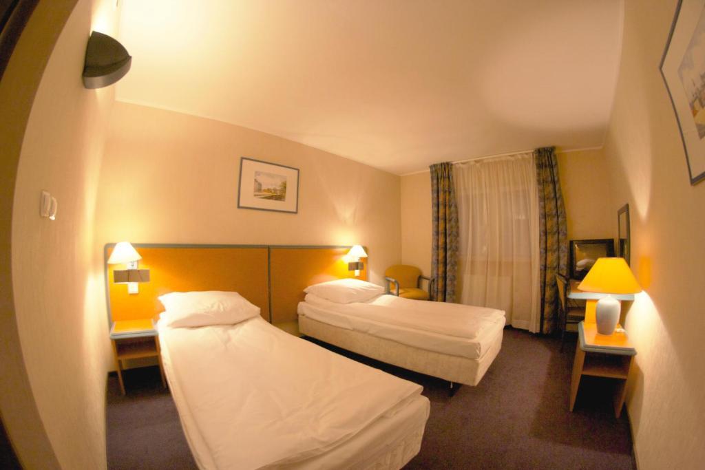 Hotel Tenishouse Marki  Camera foto